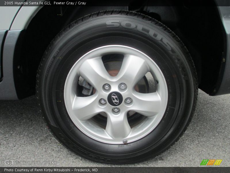 Pewter Gray / Gray 2005 Hyundai Santa Fe GLS