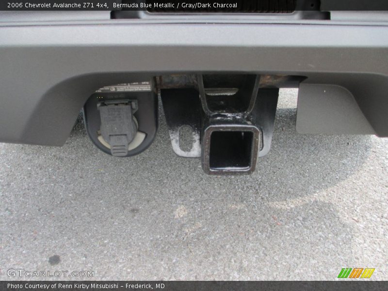 Bermuda Blue Metallic / Gray/Dark Charcoal 2006 Chevrolet Avalanche Z71 4x4