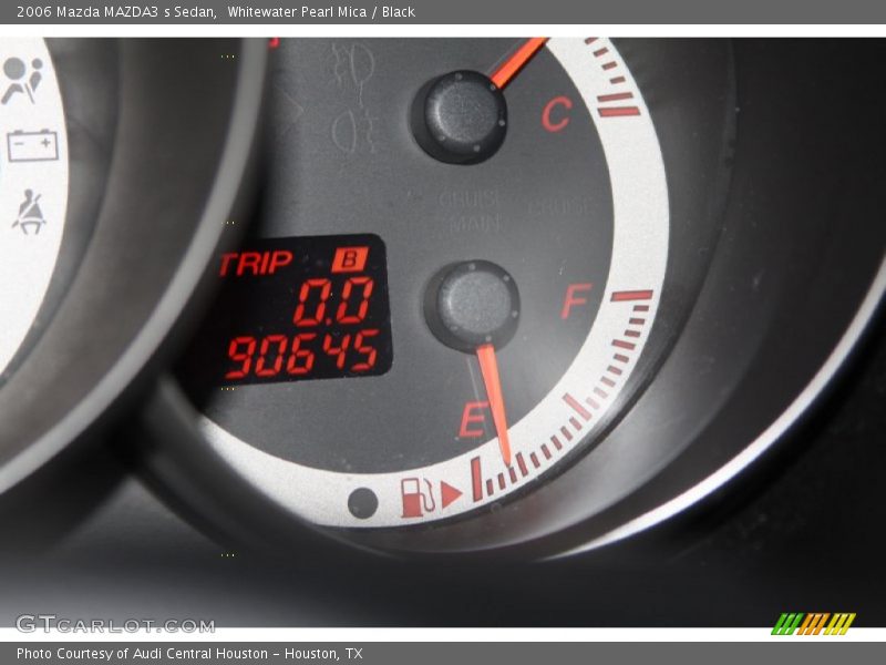 Whitewater Pearl Mica / Black 2006 Mazda MAZDA3 s Sedan