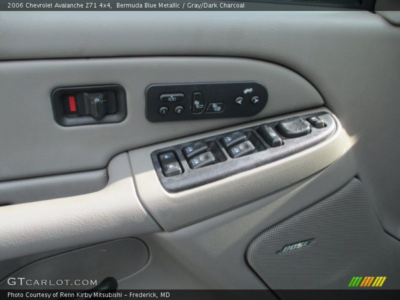 Bermuda Blue Metallic / Gray/Dark Charcoal 2006 Chevrolet Avalanche Z71 4x4