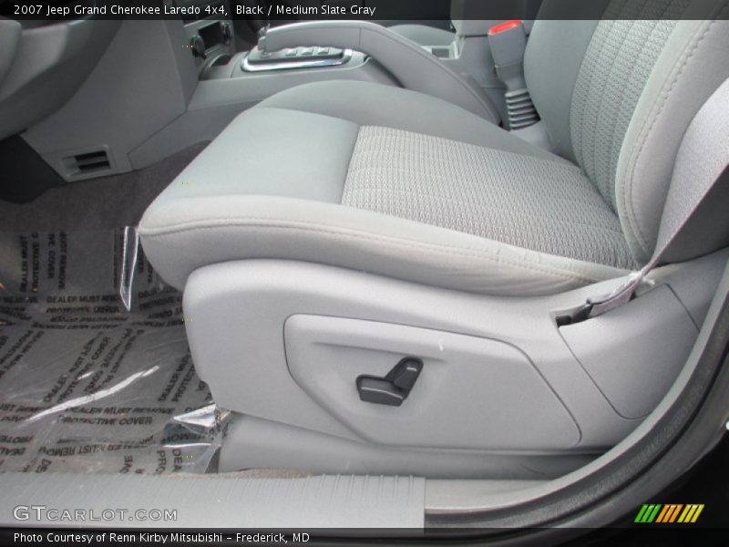 Black / Medium Slate Gray 2007 Jeep Grand Cherokee Laredo 4x4