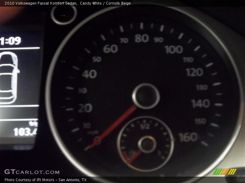 Candy White / Cornsilk Beige 2010 Volkswagen Passat Komfort Sedan