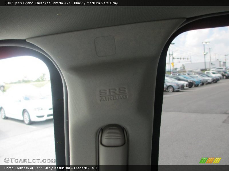 Black / Medium Slate Gray 2007 Jeep Grand Cherokee Laredo 4x4