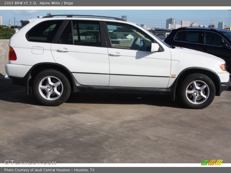 Alpine White / Beige 2003 BMW X5 3.0i