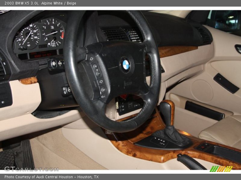 Alpine White / Beige 2003 BMW X5 3.0i