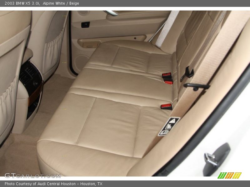 Alpine White / Beige 2003 BMW X5 3.0i