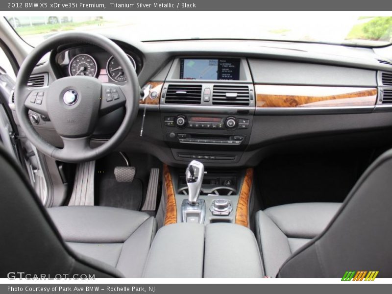 Dashboard of 2012 X5 xDrive35i Premium