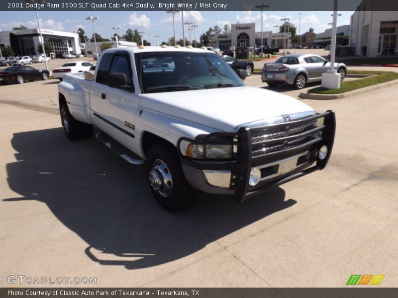 Bright White / Mist Gray 2001 Dodge Ram 3500 SLT Quad Cab 4x4 Dually