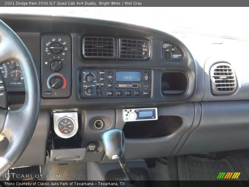 Bright White / Mist Gray 2001 Dodge Ram 3500 SLT Quad Cab 4x4 Dually