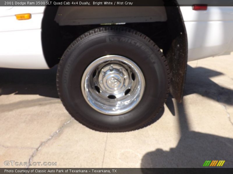 Bright White / Mist Gray 2001 Dodge Ram 3500 SLT Quad Cab 4x4 Dually