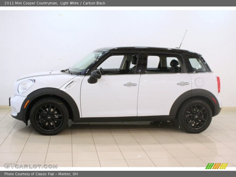 Light White / Carbon Black 2011 Mini Cooper Countryman