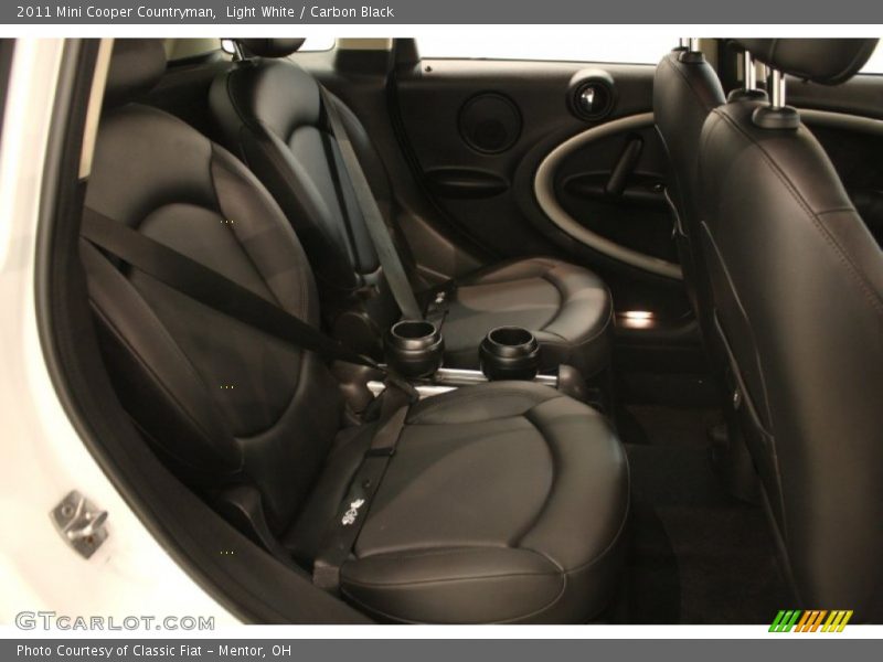 Light White / Carbon Black 2011 Mini Cooper Countryman