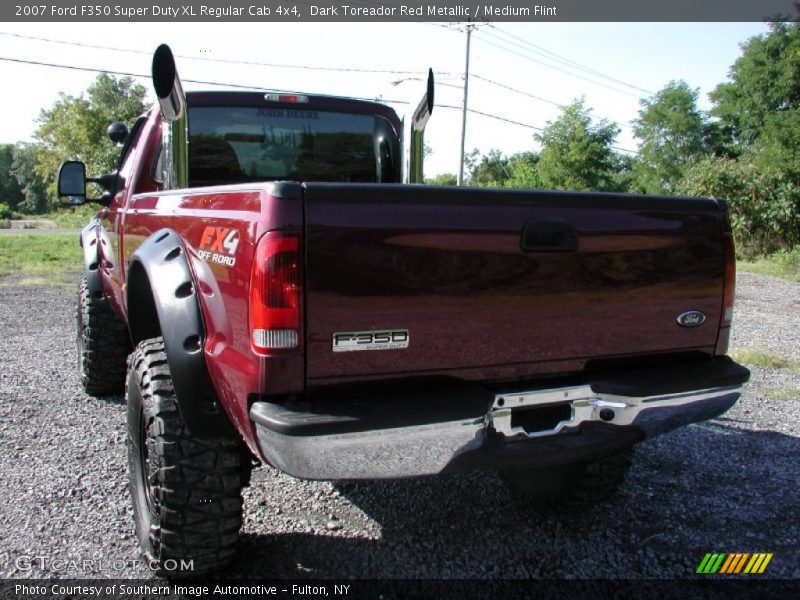 Dark Toreador Red Metallic / Medium Flint 2007 Ford F350 Super Duty XL Regular Cab 4x4