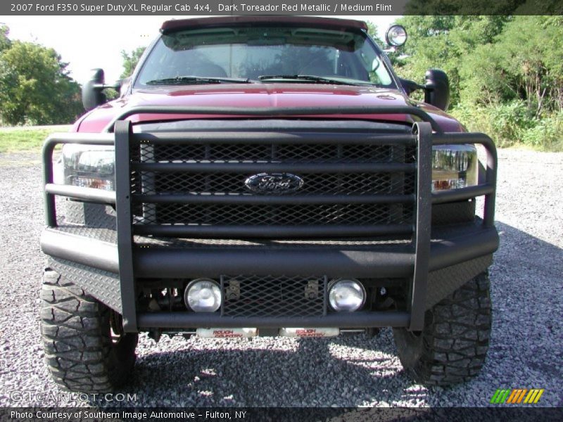 Dark Toreador Red Metallic / Medium Flint 2007 Ford F350 Super Duty XL Regular Cab 4x4