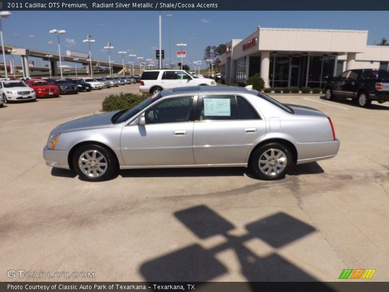 Radiant Silver Metallic / Shale/Cocoa Accents 2011 Cadillac DTS Premium