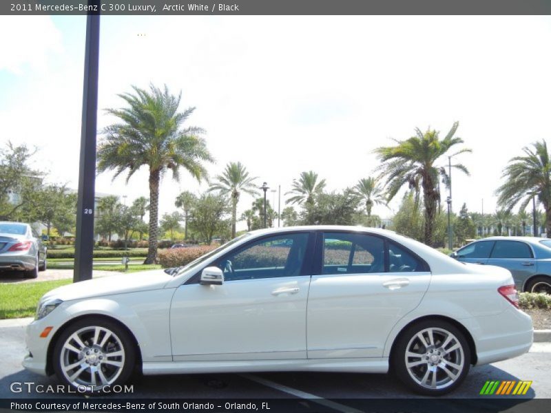 Arctic White / Black 2011 Mercedes-Benz C 300 Luxury