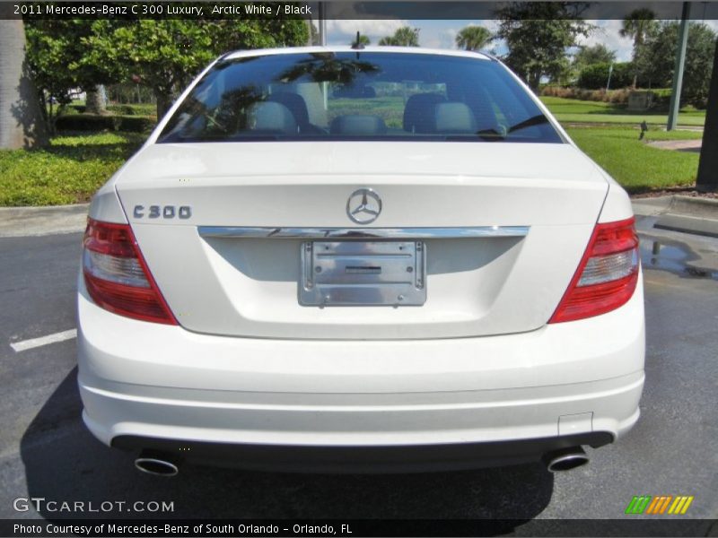 Arctic White / Black 2011 Mercedes-Benz C 300 Luxury