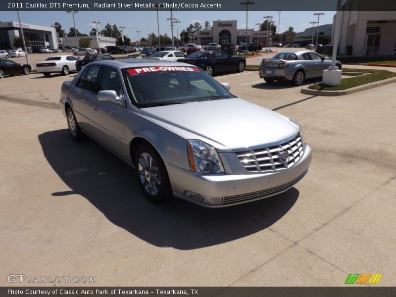 Radiant Silver Metallic / Shale/Cocoa Accents 2011 Cadillac DTS Premium