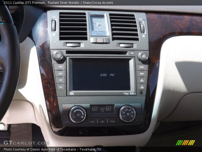 Radiant Silver Metallic / Shale/Cocoa Accents 2011 Cadillac DTS Premium