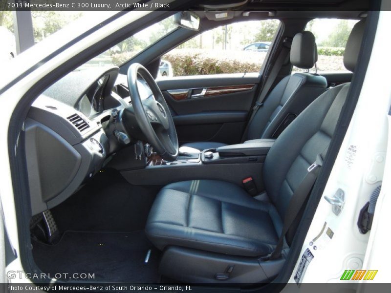 Arctic White / Black 2011 Mercedes-Benz C 300 Luxury