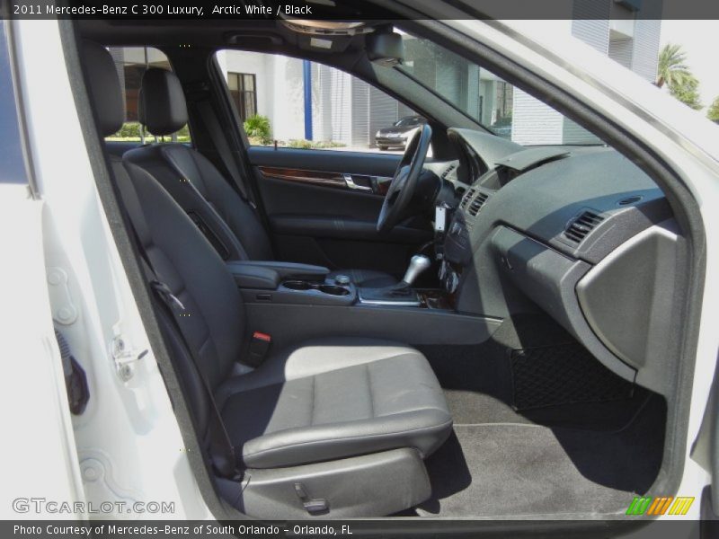 Arctic White / Black 2011 Mercedes-Benz C 300 Luxury