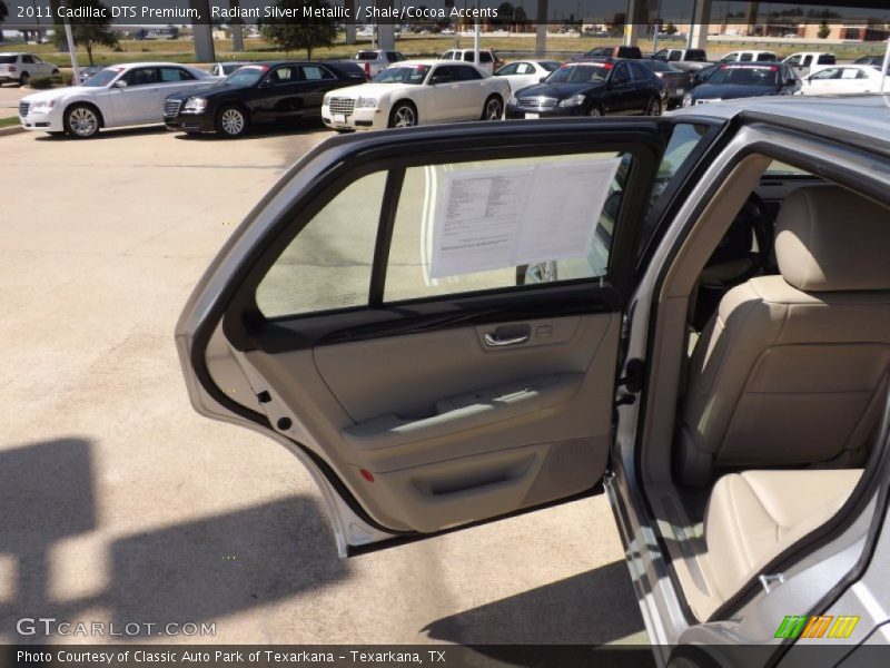 Radiant Silver Metallic / Shale/Cocoa Accents 2011 Cadillac DTS Premium