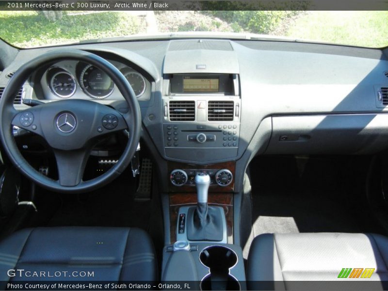 Arctic White / Black 2011 Mercedes-Benz C 300 Luxury