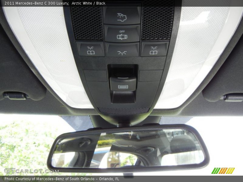 Arctic White / Black 2011 Mercedes-Benz C 300 Luxury