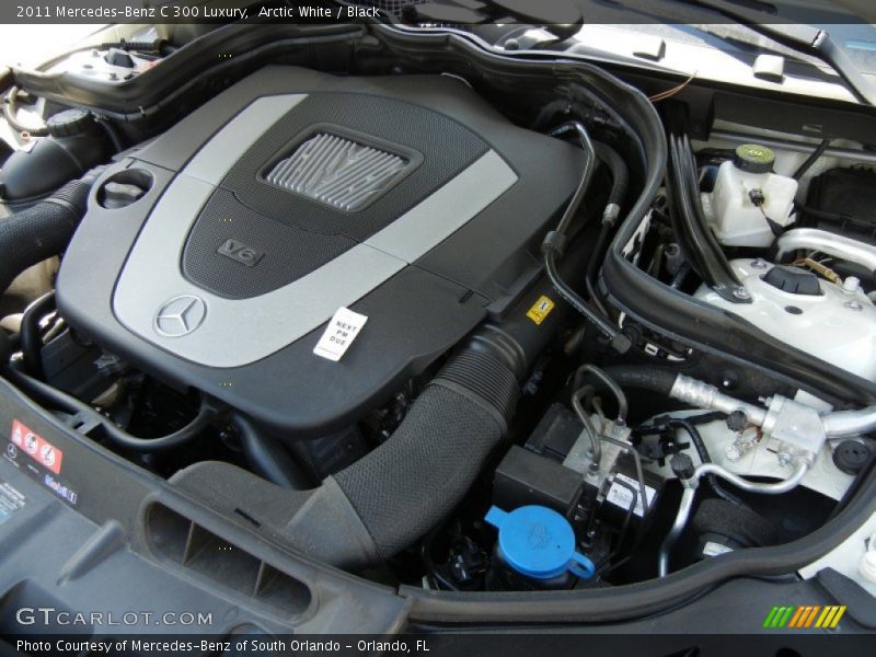 Arctic White / Black 2011 Mercedes-Benz C 300 Luxury