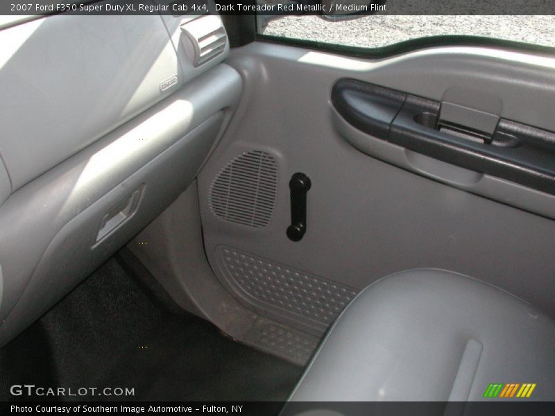 Dark Toreador Red Metallic / Medium Flint 2007 Ford F350 Super Duty XL Regular Cab 4x4