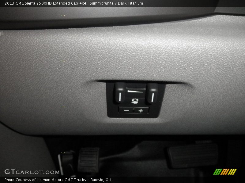 Summit White / Dark Titanium 2013 GMC Sierra 2500HD Extended Cab 4x4