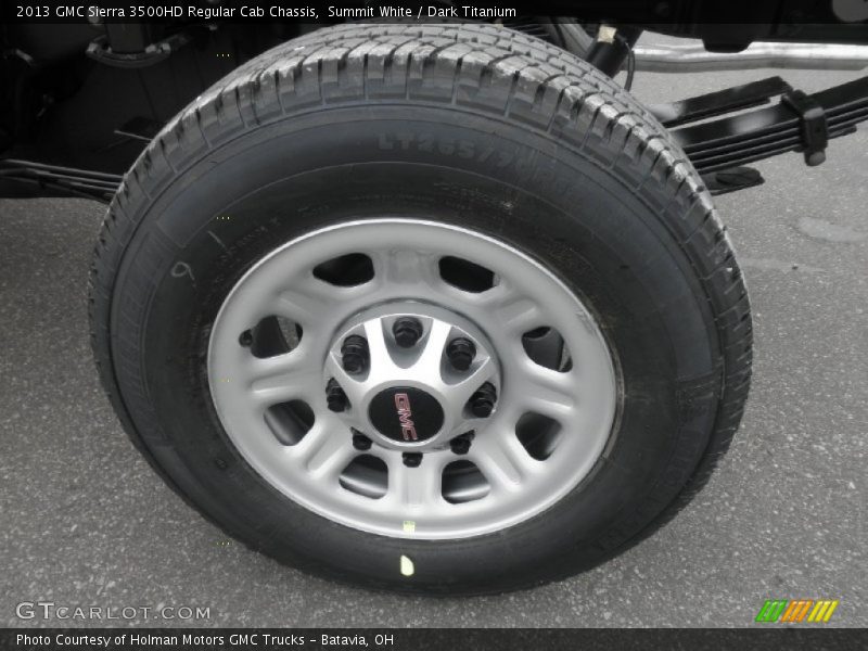 Summit White / Dark Titanium 2013 GMC Sierra 3500HD Regular Cab Chassis