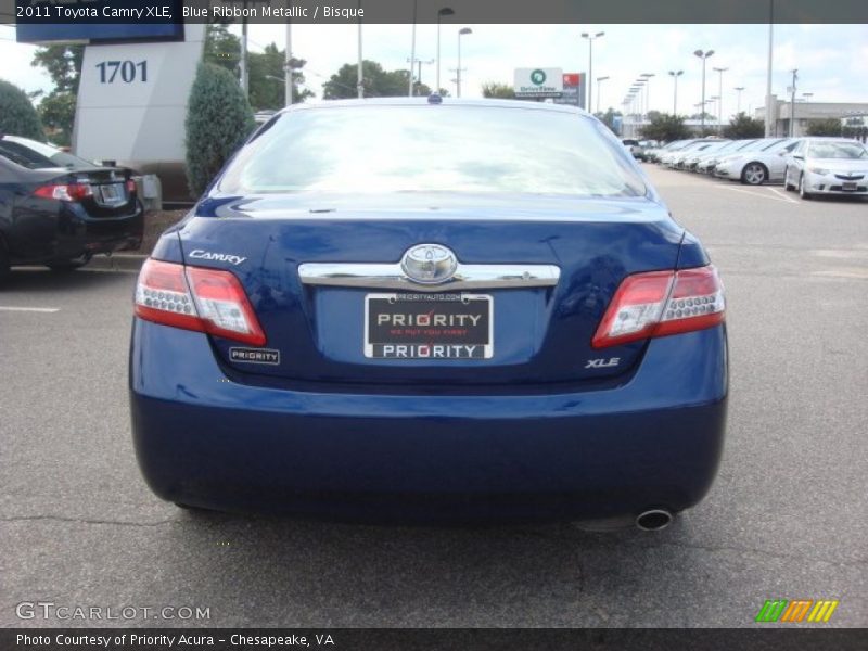 Blue Ribbon Metallic / Bisque 2011 Toyota Camry XLE