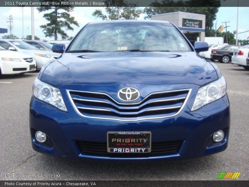 Blue Ribbon Metallic / Bisque 2011 Toyota Camry XLE