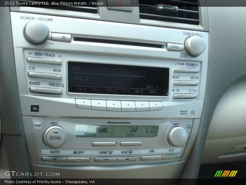 Blue Ribbon Metallic / Bisque 2011 Toyota Camry XLE