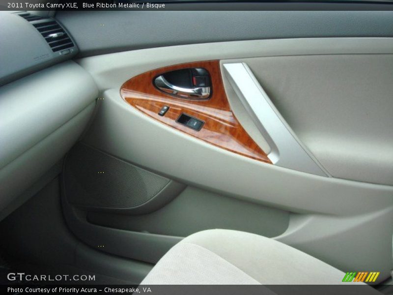 Blue Ribbon Metallic / Bisque 2011 Toyota Camry XLE