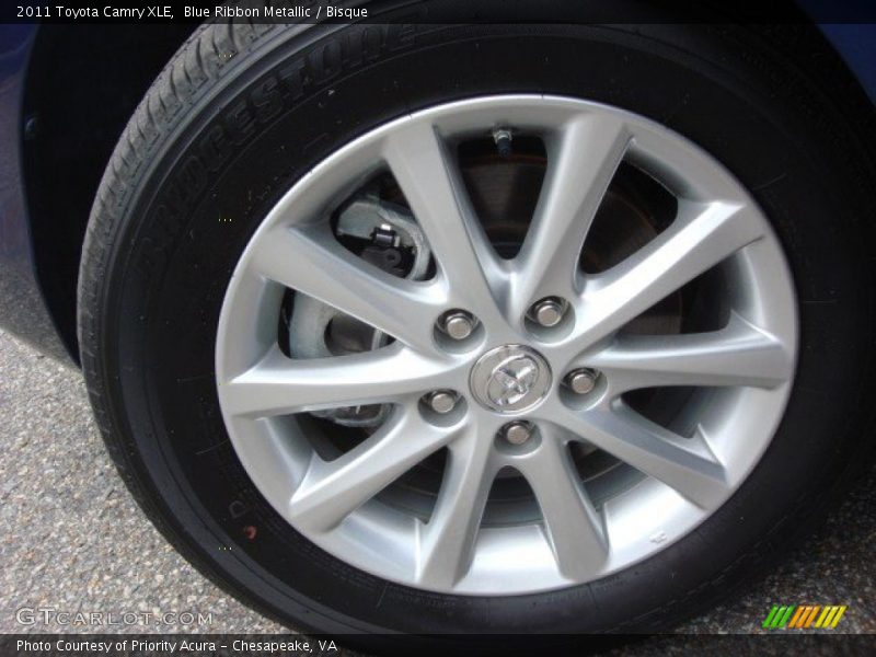 Blue Ribbon Metallic / Bisque 2011 Toyota Camry XLE