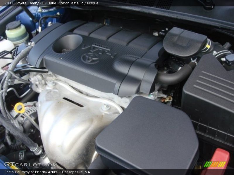 Blue Ribbon Metallic / Bisque 2011 Toyota Camry XLE