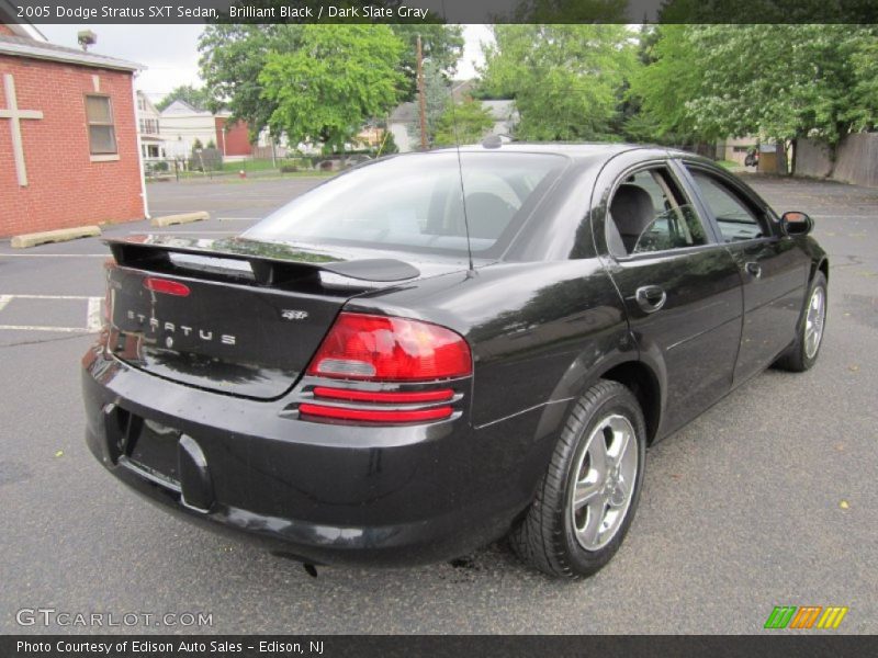 Brilliant Black / Dark Slate Gray 2005 Dodge Stratus SXT Sedan