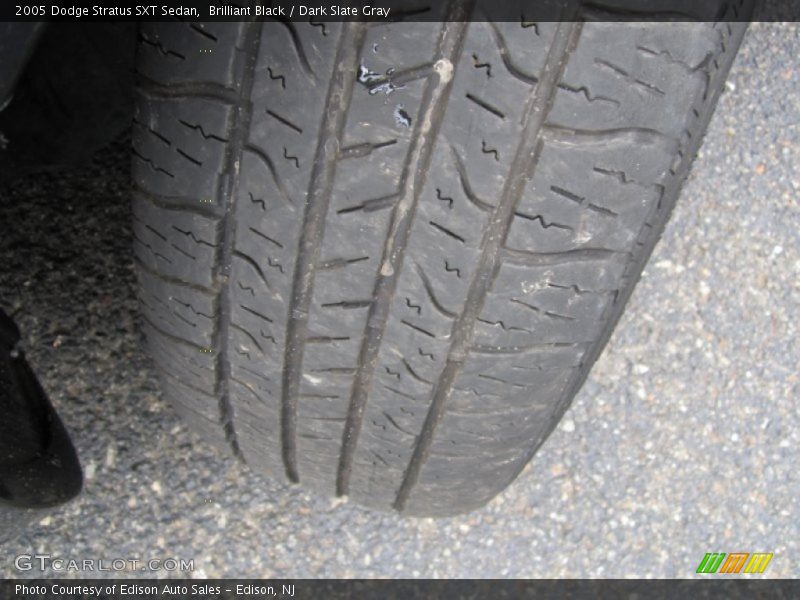 Brilliant Black / Dark Slate Gray 2005 Dodge Stratus SXT Sedan