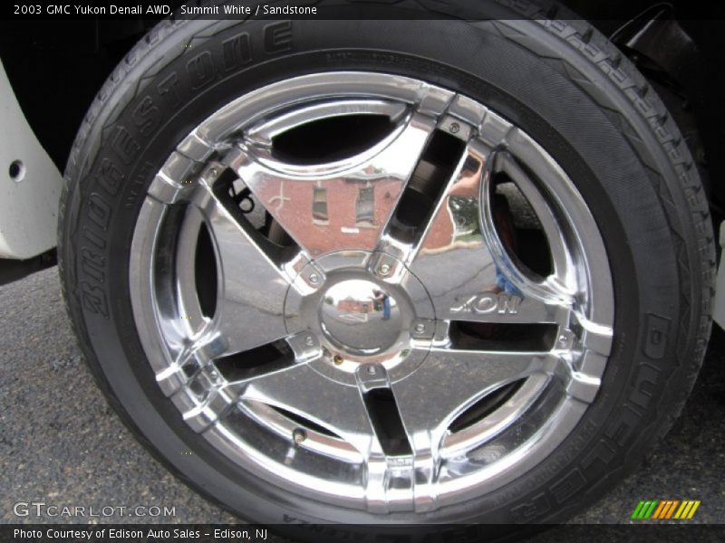 Summit White / Sandstone 2003 GMC Yukon Denali AWD
