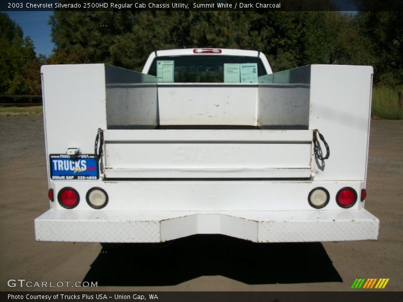 Summit White / Dark Charcoal 2003 Chevrolet Silverado 2500HD Regular Cab Chassis Utility