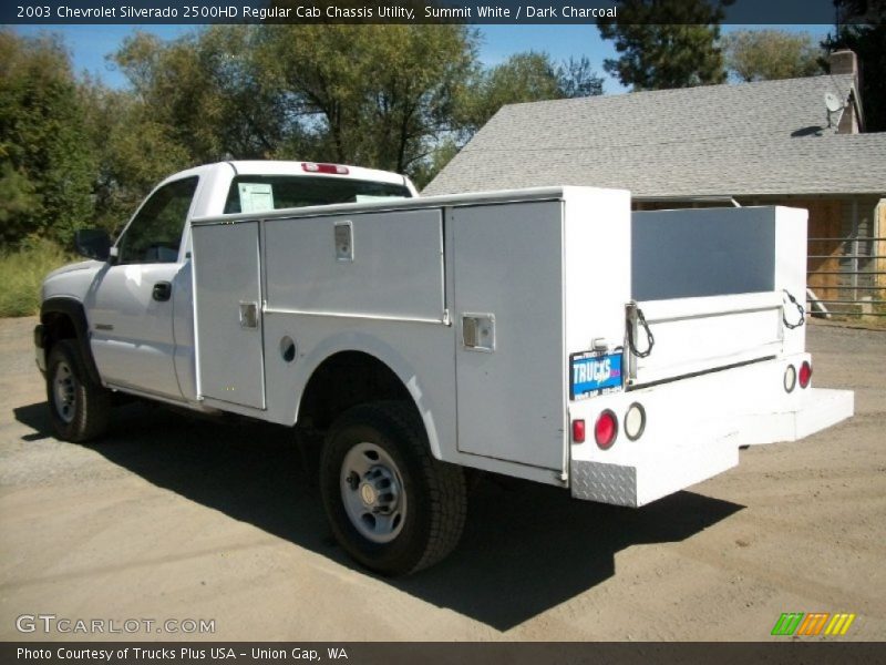 Summit White / Dark Charcoal 2003 Chevrolet Silverado 2500HD Regular Cab Chassis Utility