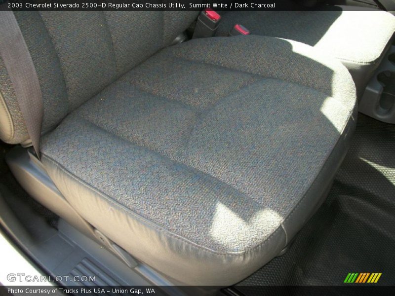 Summit White / Dark Charcoal 2003 Chevrolet Silverado 2500HD Regular Cab Chassis Utility