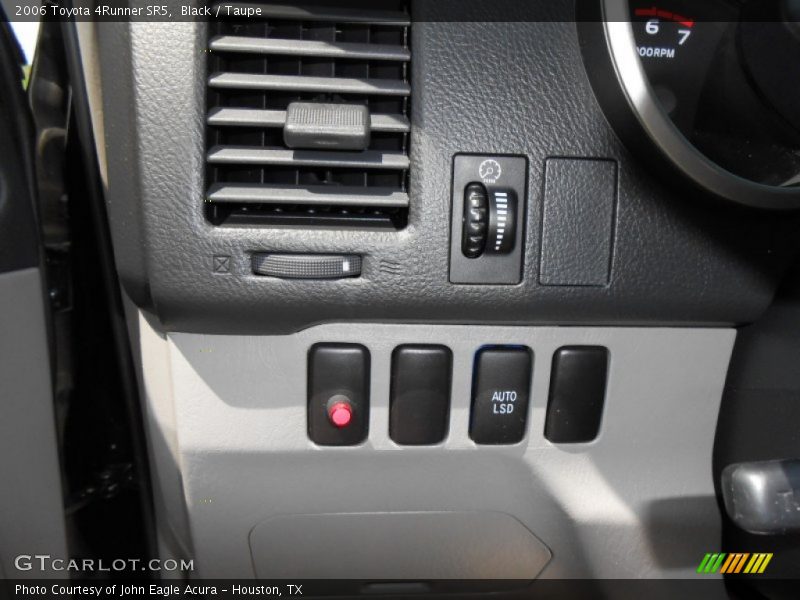 Black / Taupe 2006 Toyota 4Runner SR5