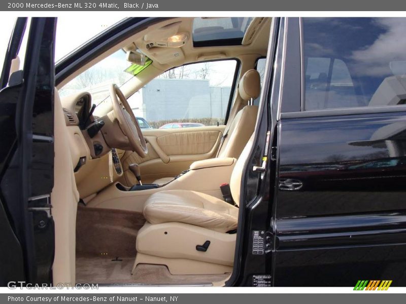 Black / Java 2000 Mercedes-Benz ML 320 4Matic