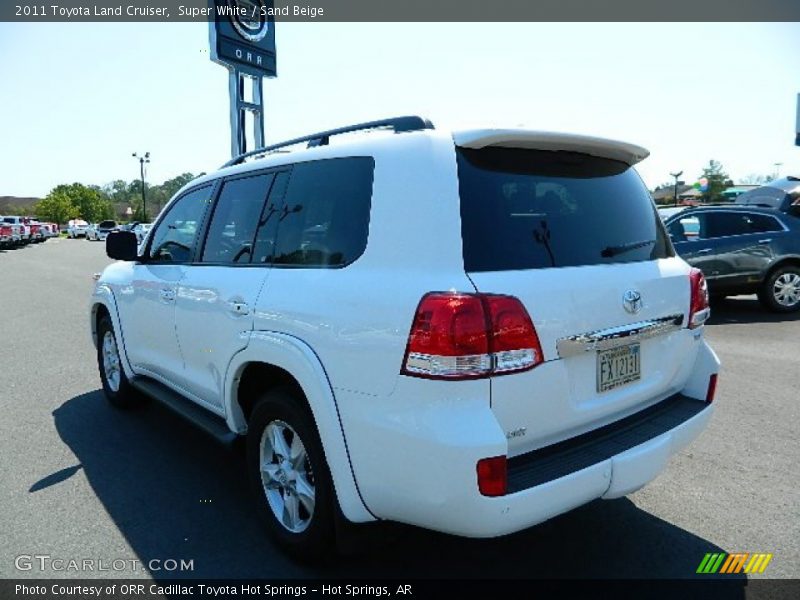 Super White / Sand Beige 2011 Toyota Land Cruiser