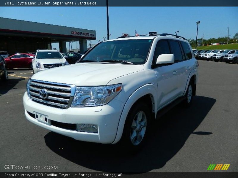Super White / Sand Beige 2011 Toyota Land Cruiser