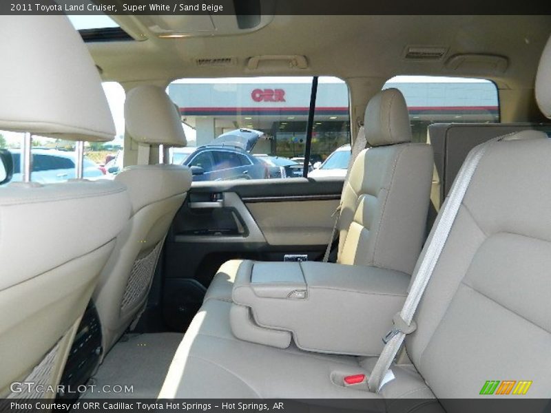 Super White / Sand Beige 2011 Toyota Land Cruiser