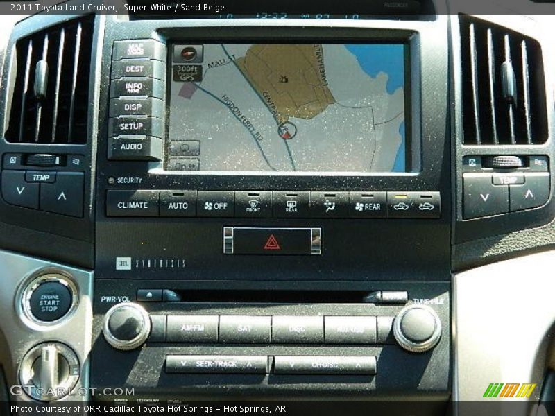 Super White / Sand Beige 2011 Toyota Land Cruiser